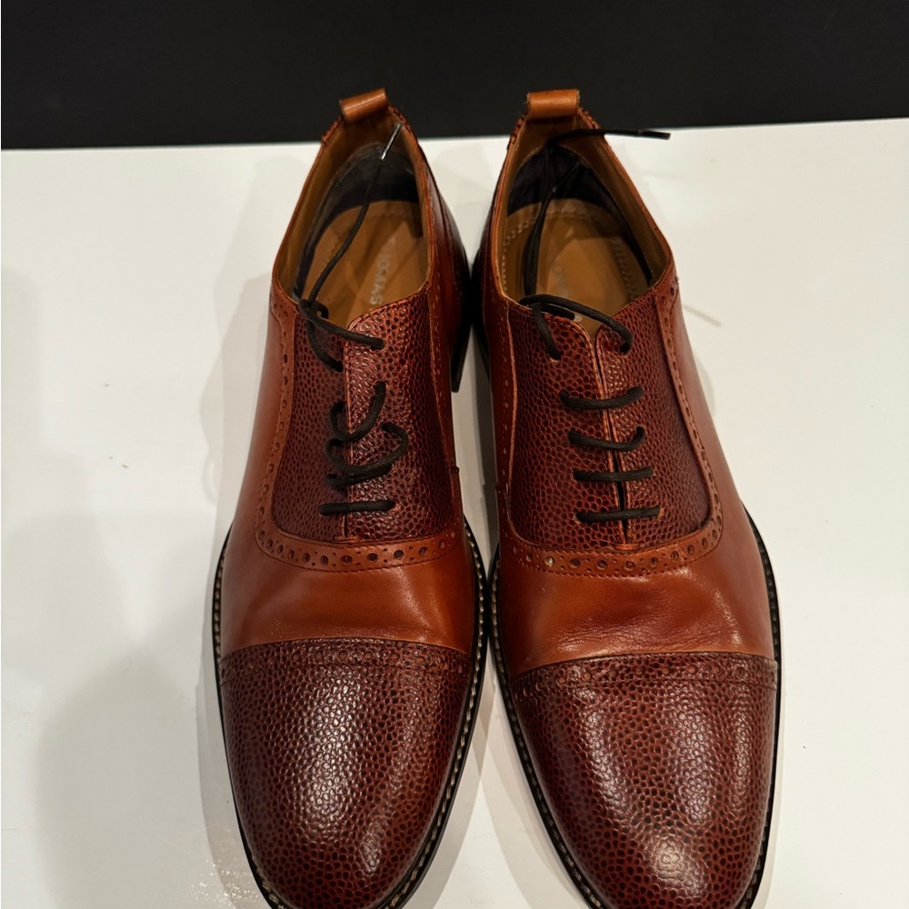 Thomas & Vine Elegant Two-Tone Leather Men's Oxfords